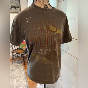 Janis Joplin Goody Two Sleeves Graphic Tee, size sm/med, distressed, EUC